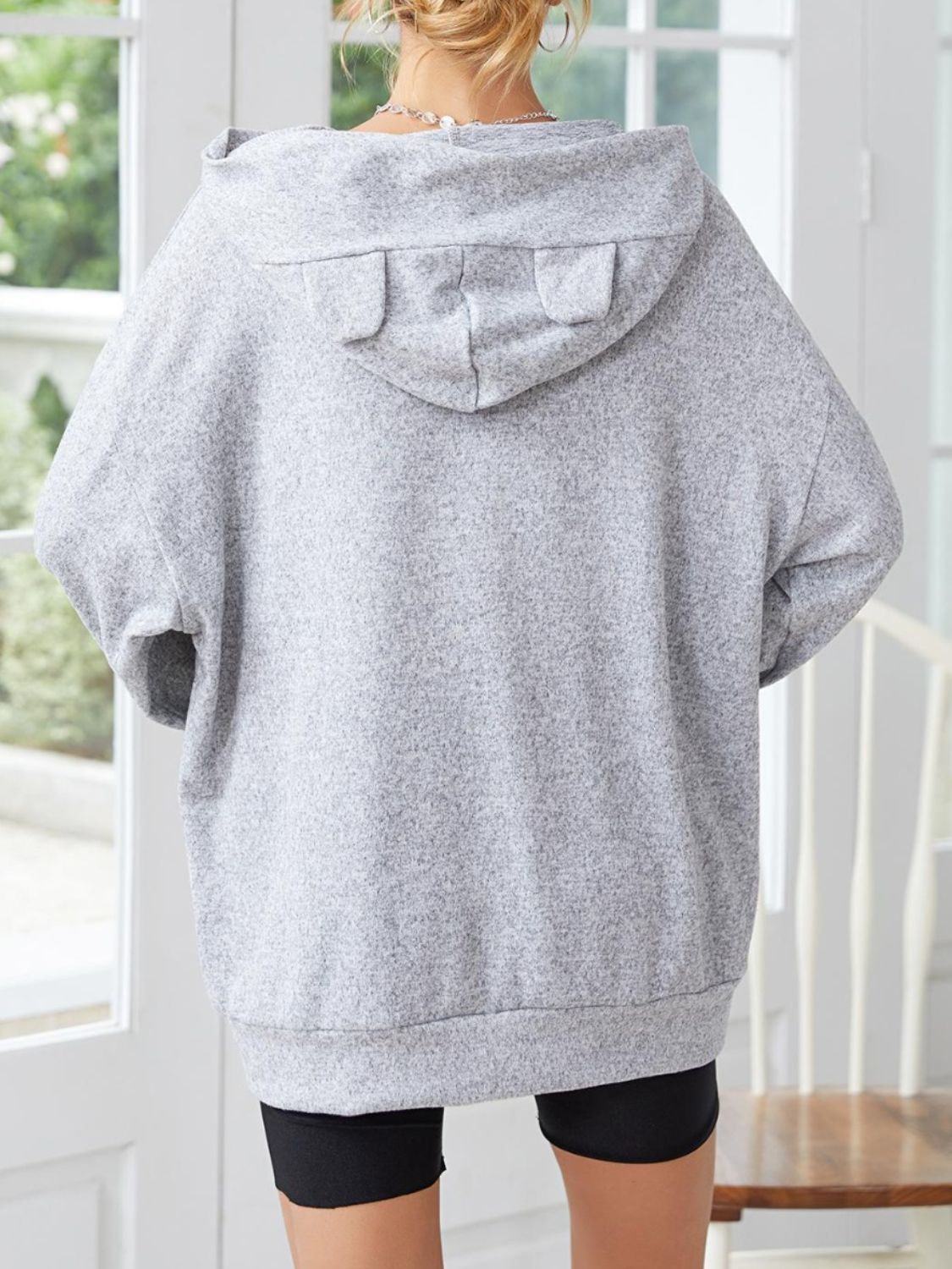 Adelheid® | Bluza z długim rękawem, niskimi ramionami i uszami