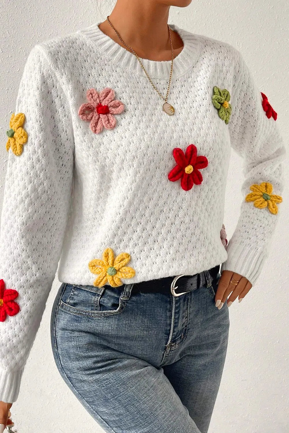 Mia® | Sweter z szydełkowanym kwiatowym dekoltem