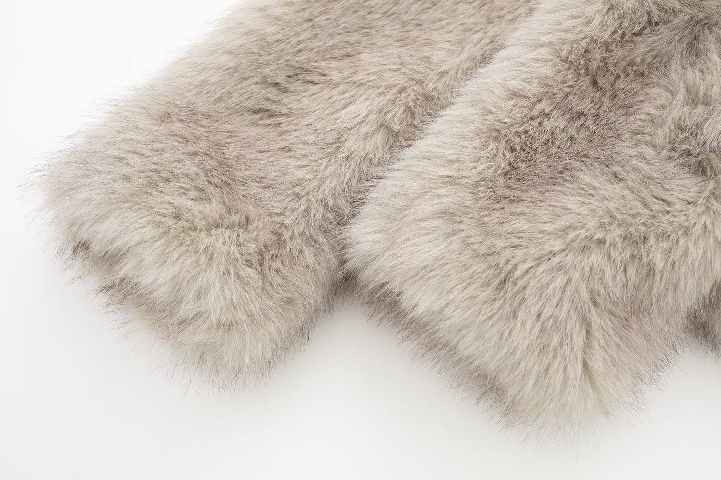 Alba® | Elegancka kurtka ze sztucznego futra