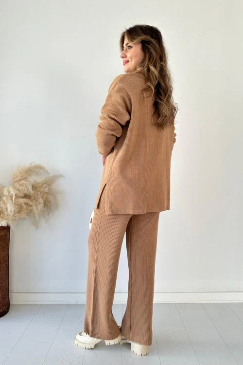 Ainhoa® | Stylowy komplet z dekoltem w kształcie litery V