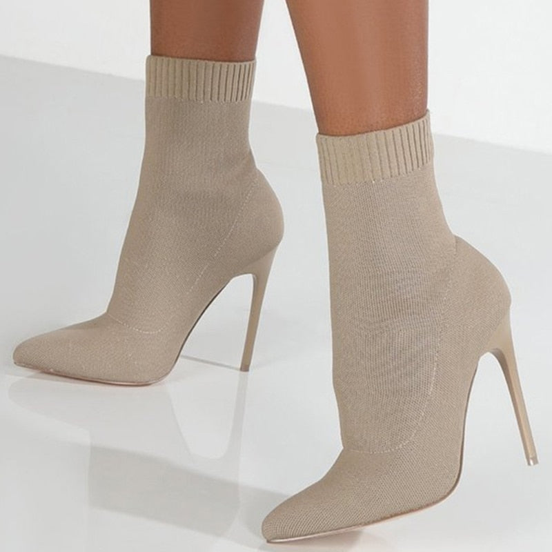 Abigail® | Wszechstronne i zapewniające wsparcie buty ortopedyczne.