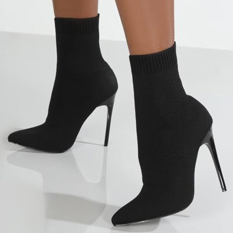 Abigail® | Wszechstronne i zapewniające wsparcie buty ortopedyczne.