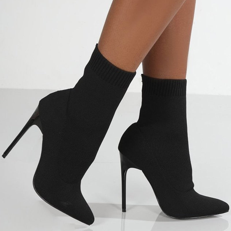 Abigail® | Wszechstronne i zapewniające wsparcie buty ortopedyczne.