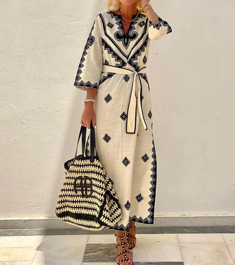 Kaftan z barokową obwódką i nadrukiem