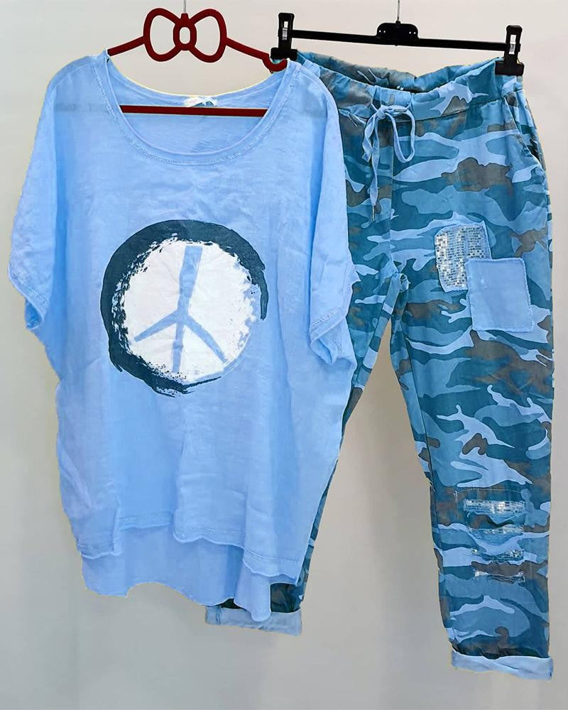 Dwuczęściowy Damski Garnitur w Kamuflażu zNnadrukiem