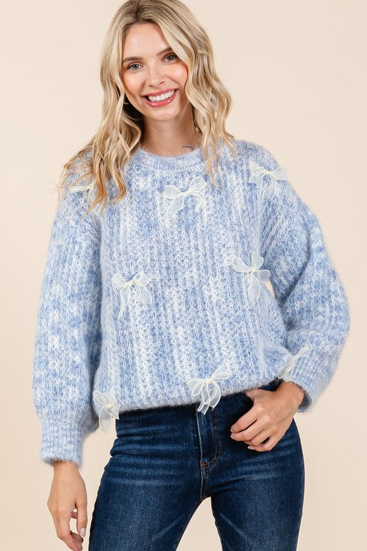 Melina® | Gruby sweter z dzianiny z haftowaną kokardką