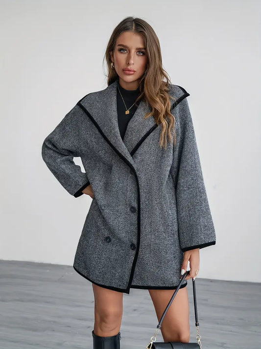 Alicja® | Dwurzędowy tweedowy płaszcz z kontrastową lamówką i eleganckimi długimi rękawami