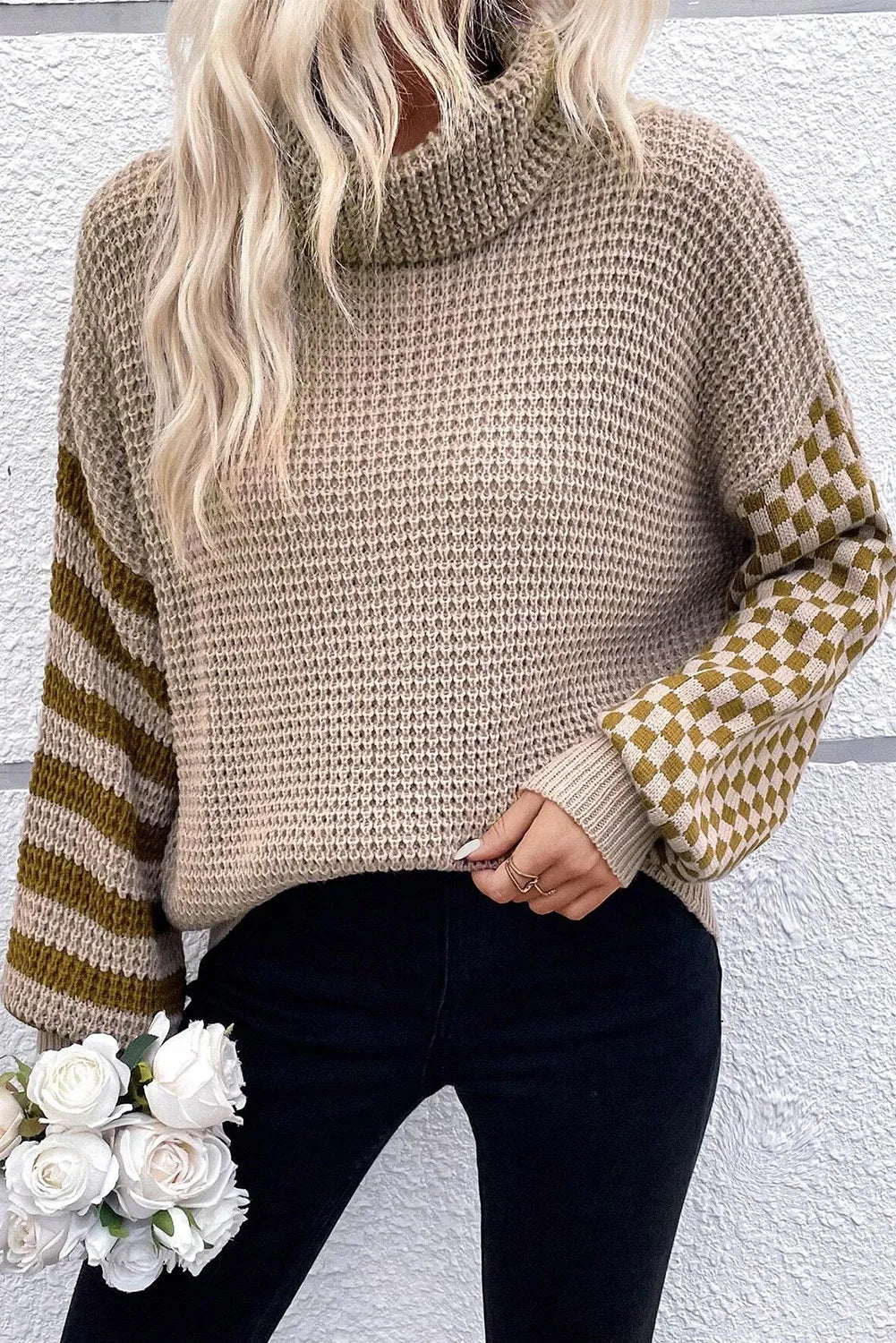 Agnieszka® | Sweter z golfem w kratkę i długimi rękawami
