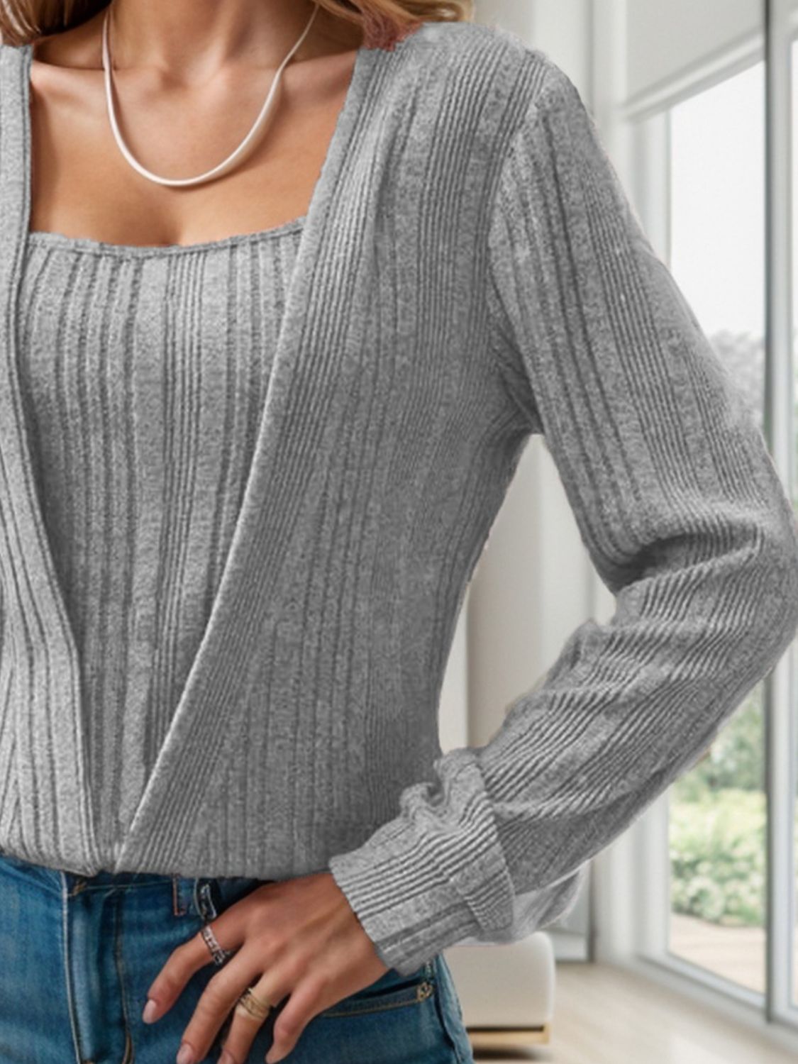 Milena® | T-shirt z długim rękawem i kwadratowym dekoltem