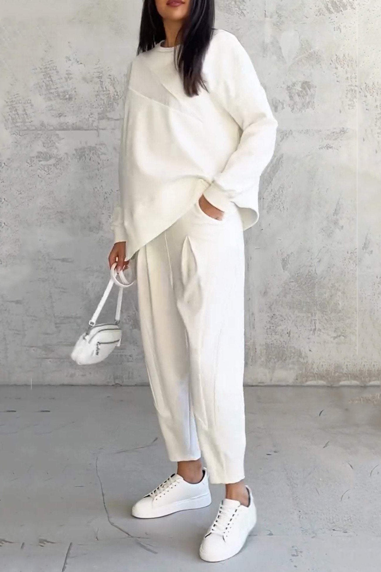 Miriam® | Kombinezony dresowe z okrągłym dekoltem i nieregularnym dołem