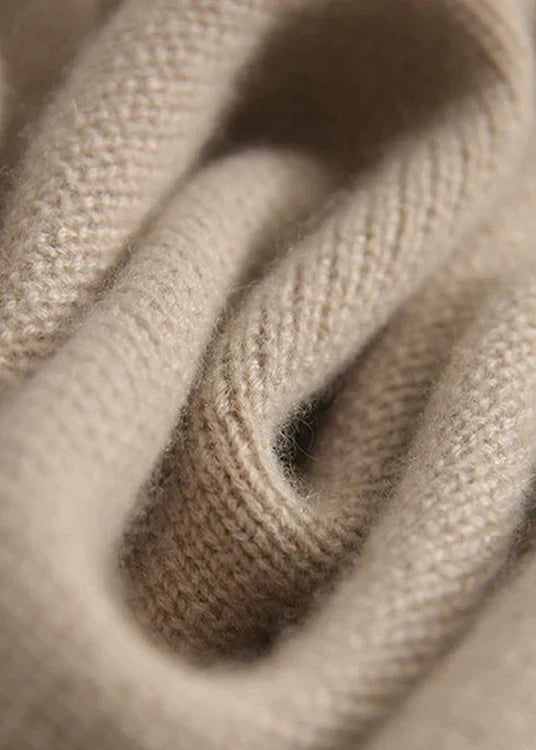 Alazne® | Sweter z golfem, zapinany na guziki