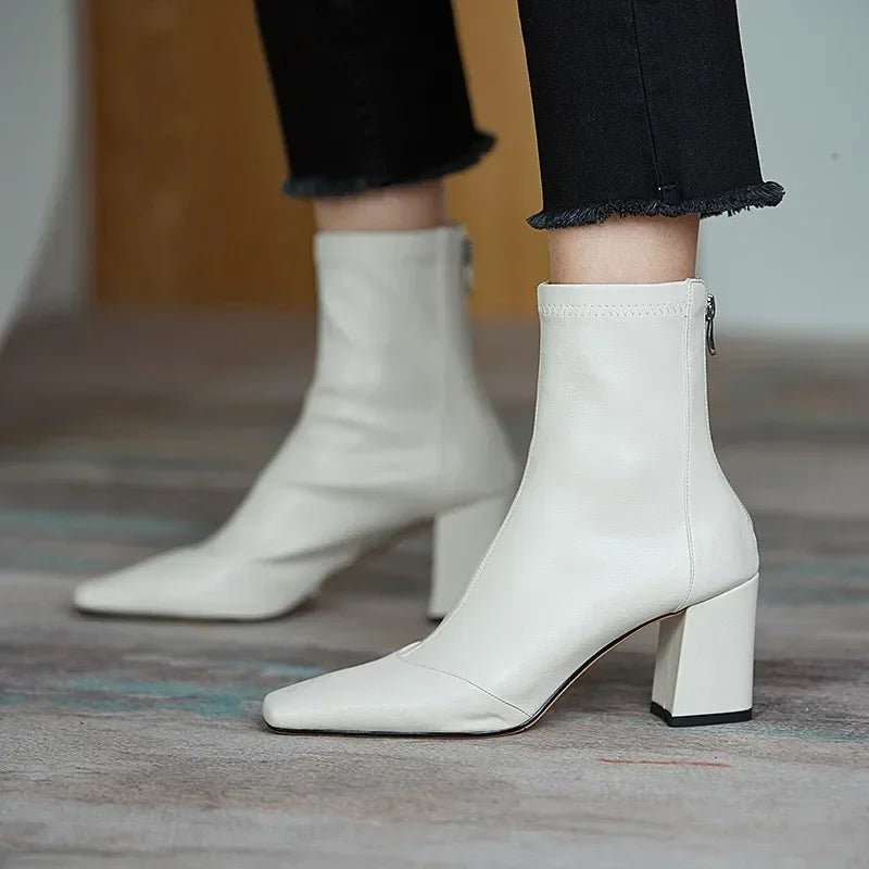 Adelaida® | Minimalistyczne, skórzane botki za kostkę