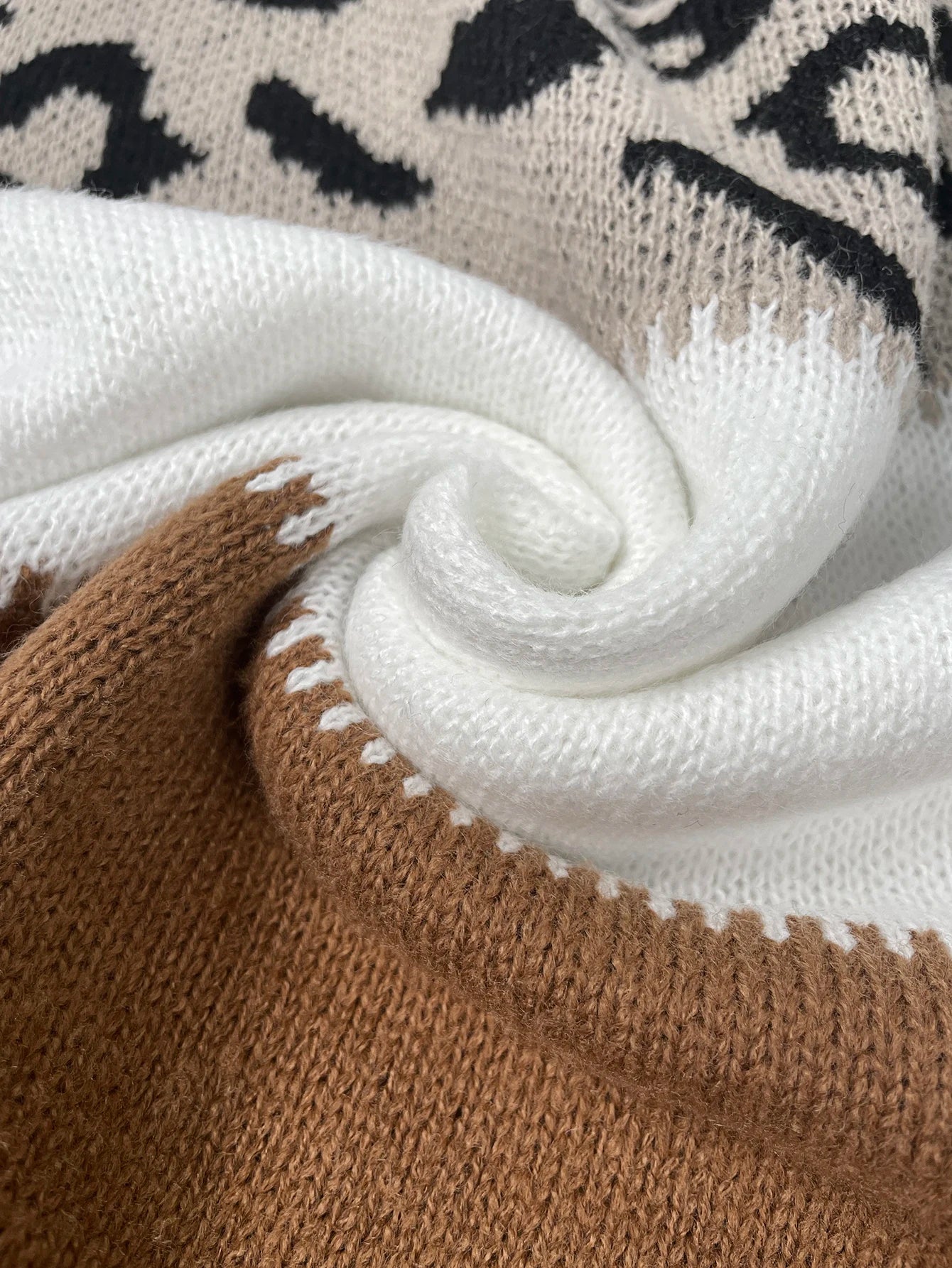 Milagros® | Sweter w panterkę