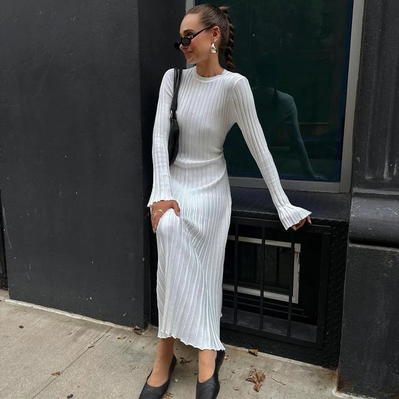 Mireya® | Dzianinowa sukienka maxi ze sznurowaniem