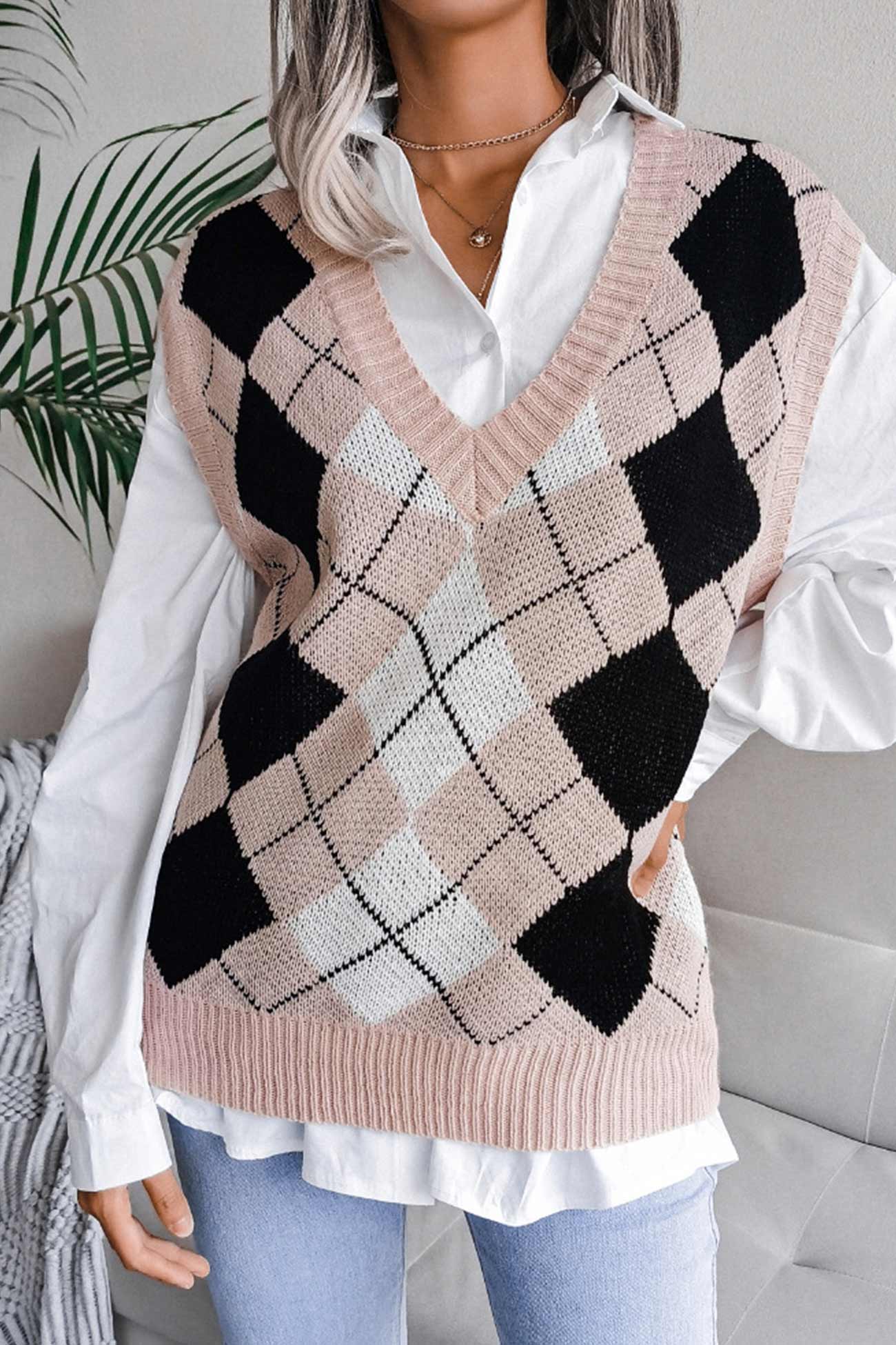 Milena® | Dzianinowy top w kratkę z dekoltem w kształcie litery V