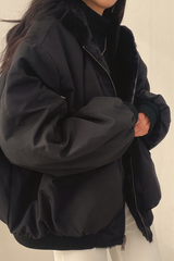 Czarny