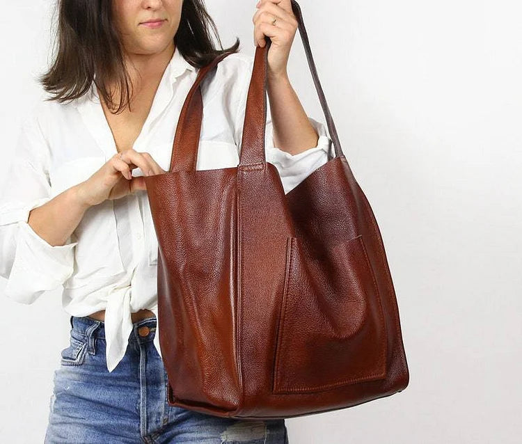 Torebka vintage wykonana z miękkiej skóry z olejowoskiem