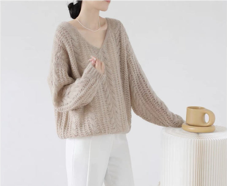 Maria – Prosty Sweter w Stylu vintage z Długim Rękawem i Dekoltem w Kształcie Litery V