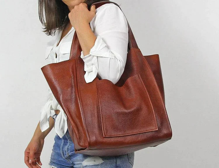 Torebka vintage wykonana z miękkiej skóry z olejowoskiem